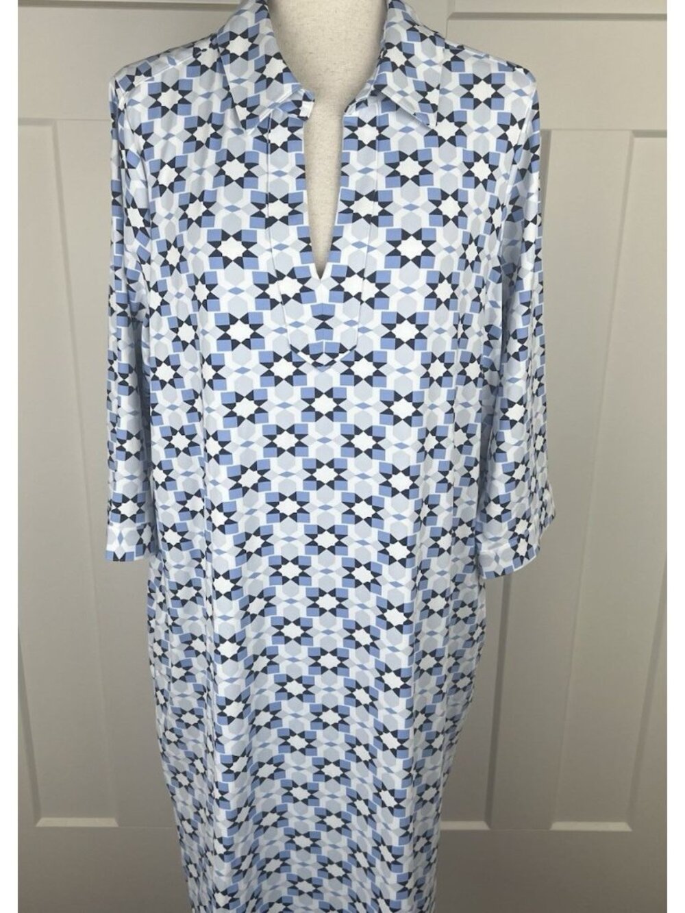 NWT Foxcroft NYC 1X Geometric Shift Dress Blue White Pockets 3/4 Sleeve